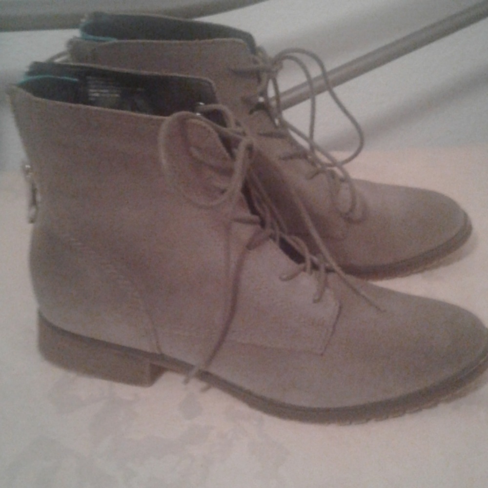 Steve Madden ankle boots